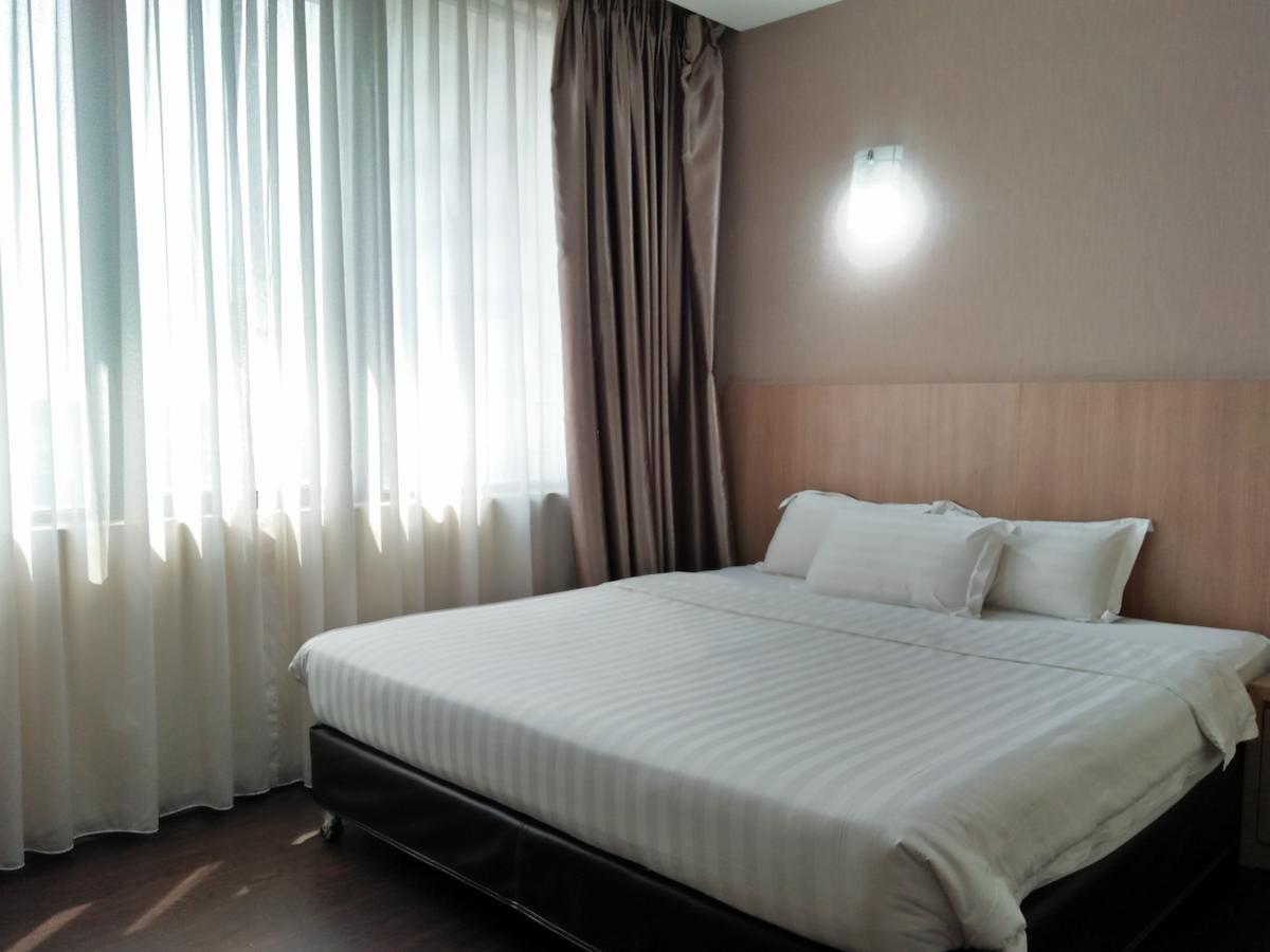 Baguss City Hotel Τζόχορ Μπάχρου Εξωτερικό φωτογραφία