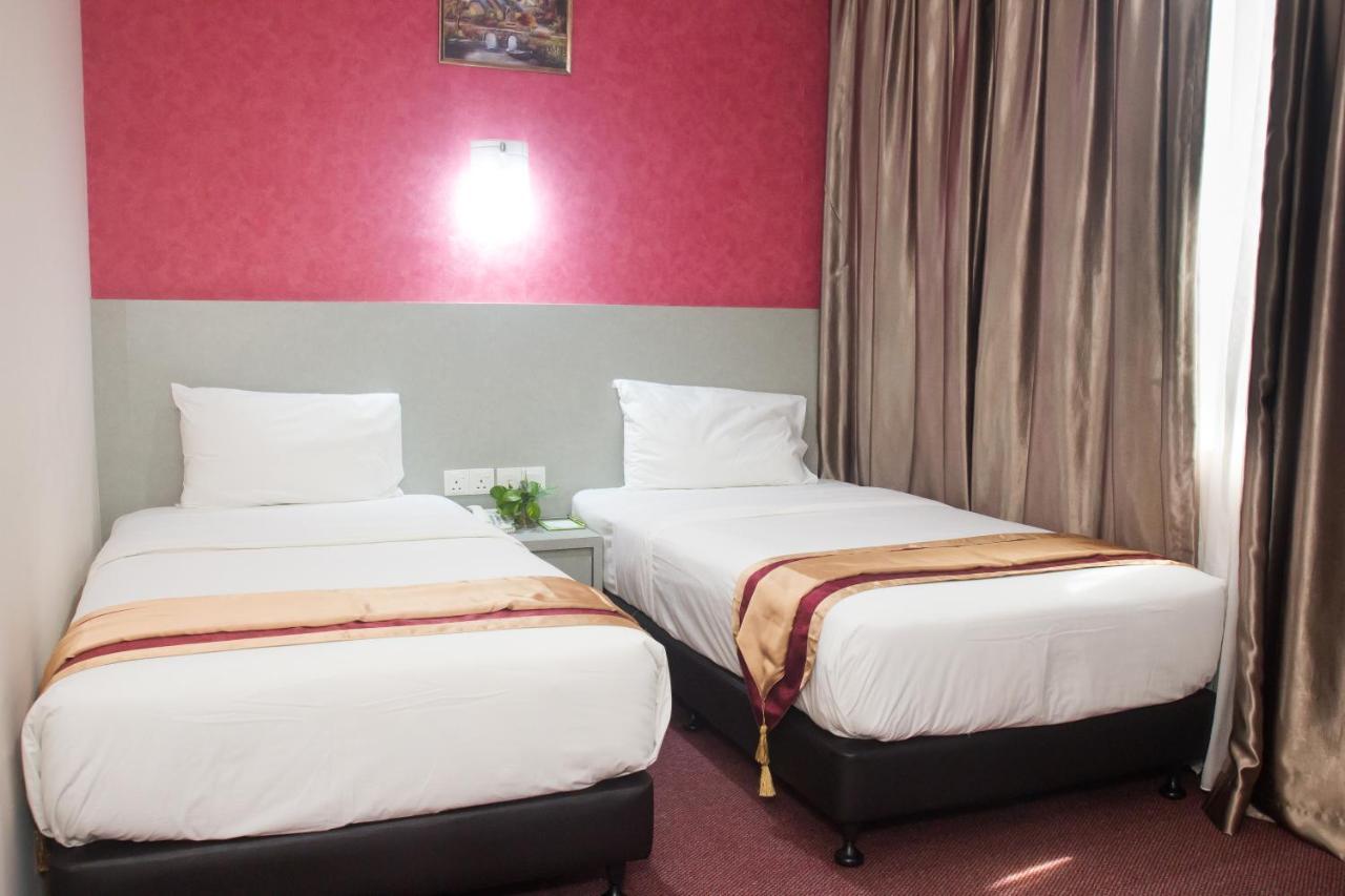 Baguss City Hotel Τζόχορ Μπάχρου Εξωτερικό φωτογραφία